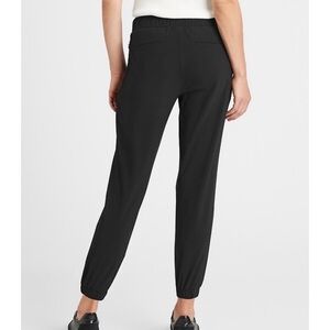 Banana Republic Women's Classic Black Joggers